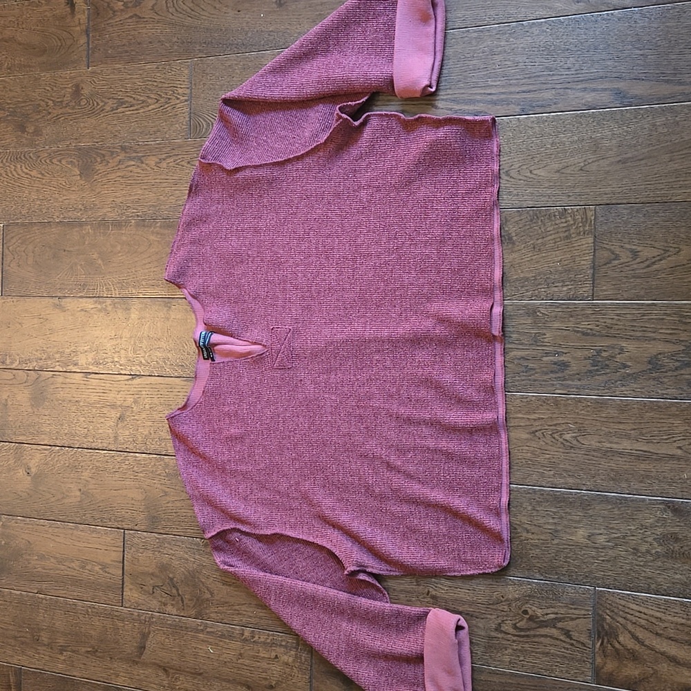 Urban Outfitters Medium Womens Boxy Pinkish Red Ribbed VNeck Cropped Pullover